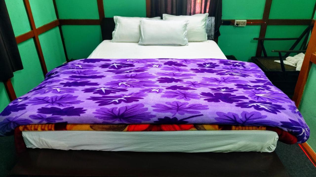 Tenzo Homestay Bomdila Exterior photo
